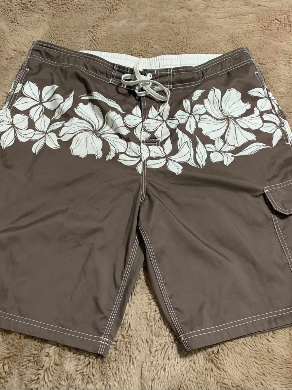 Speedo Brown Swim Trunks with White Hibiscus Print, Large (36 in waist)